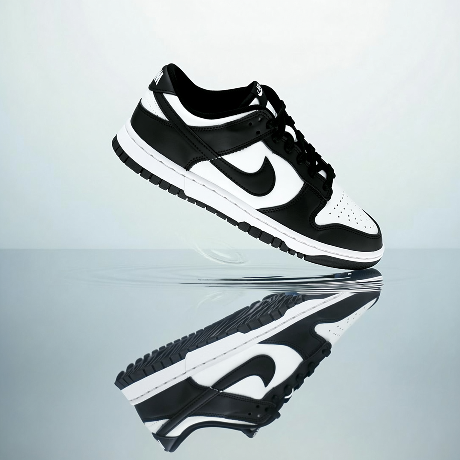 NIKE dunk low Panda